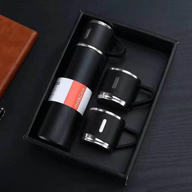 Double-walled stainless steel vacuum flask for coffee