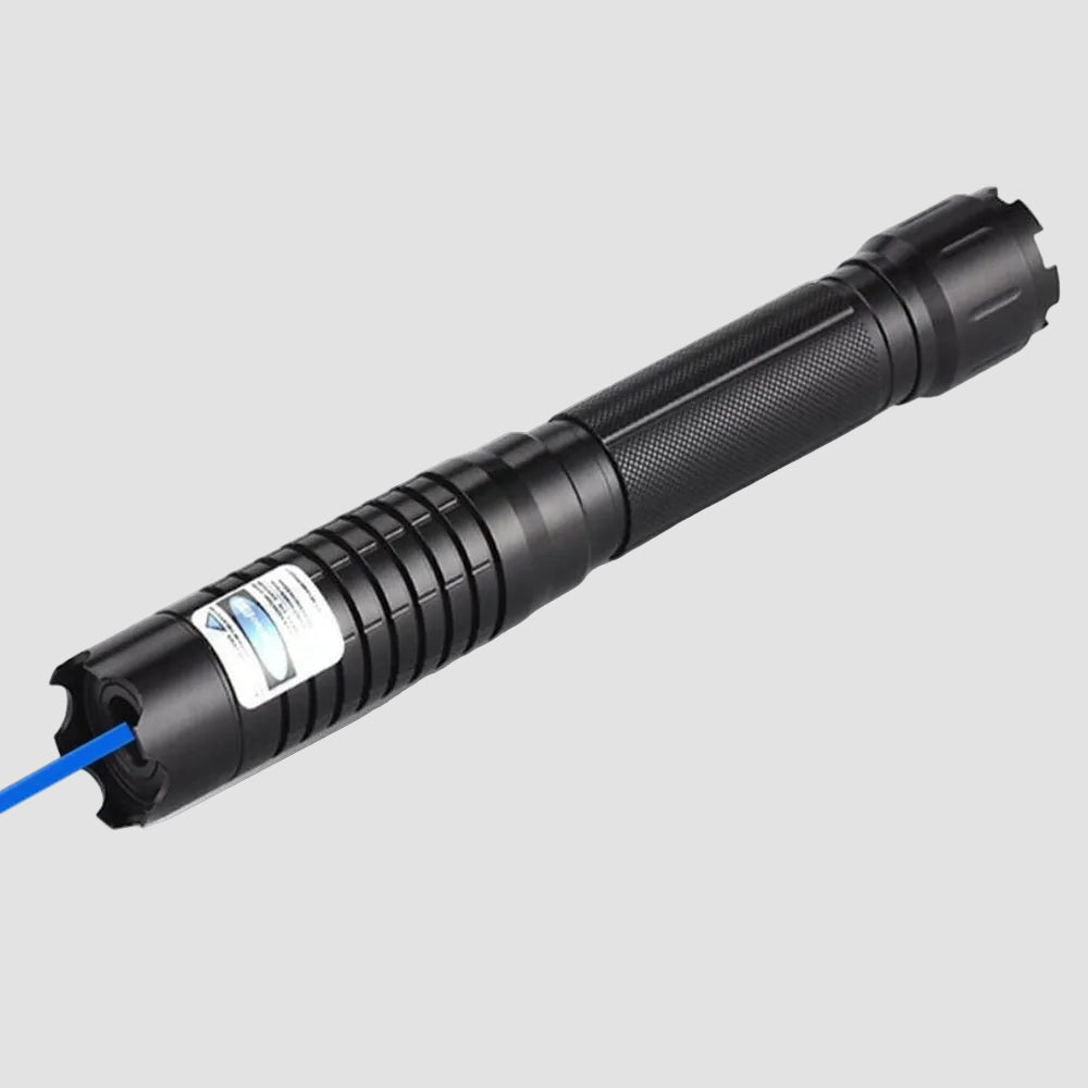 Taktische LED-Taschenlampe für Outdoor-Abenteuer