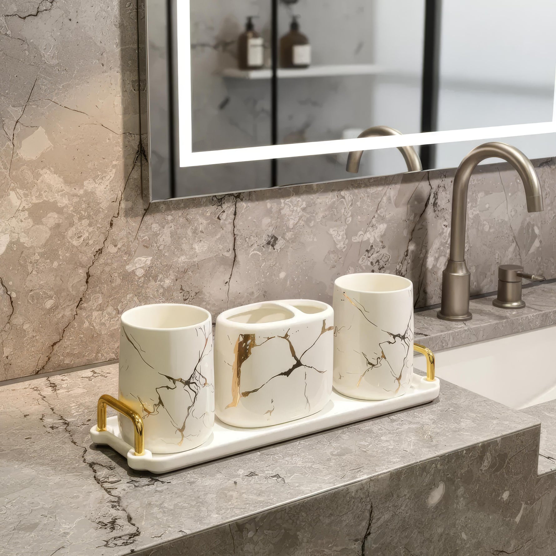 Stilvolles Badezimmer-Set aus Keramik für modernes Wohnen