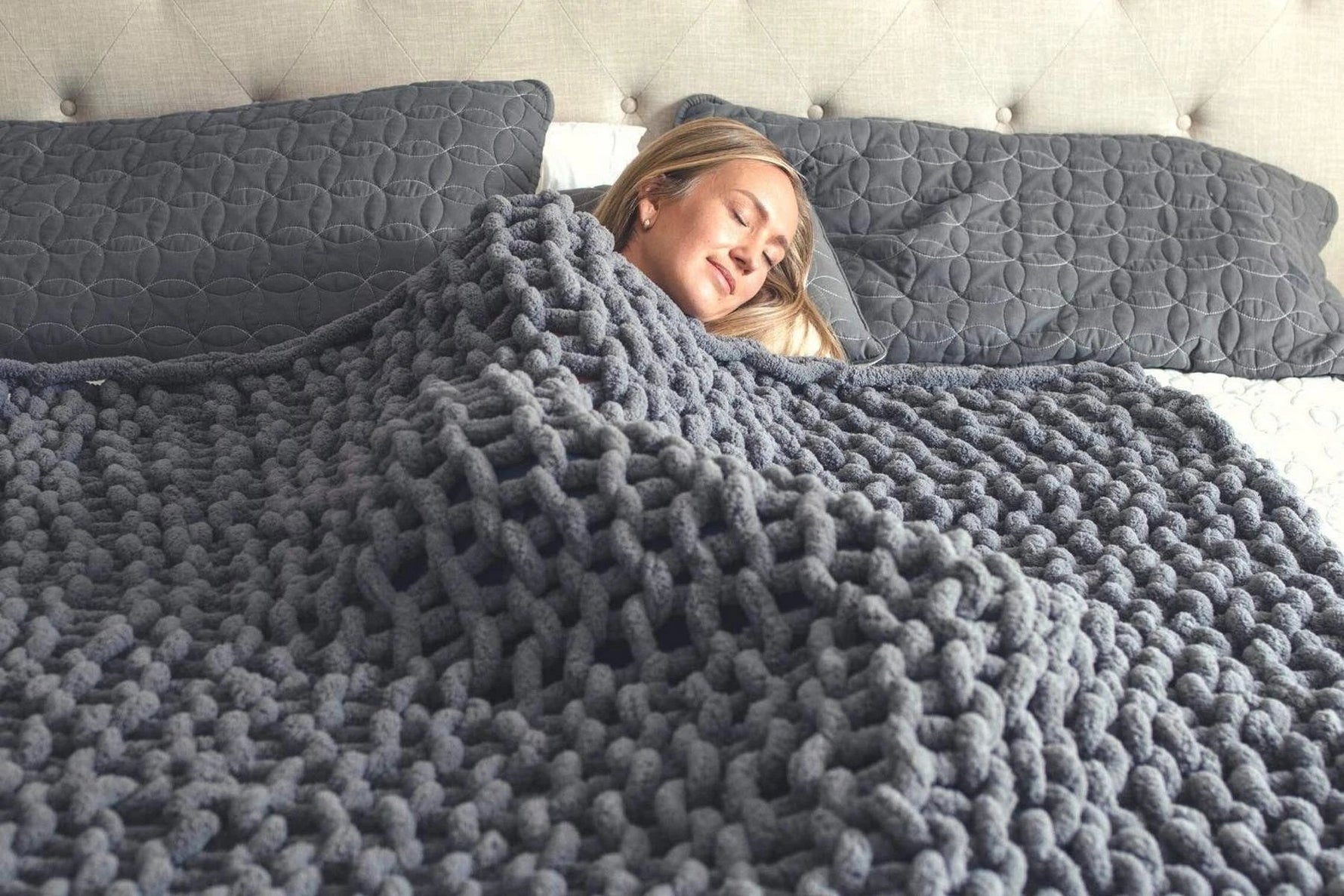 Cozy knitted blanket for ultimate comfort