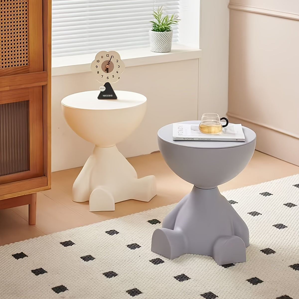 Bear Table made of Plastic – Playful Bedside Table