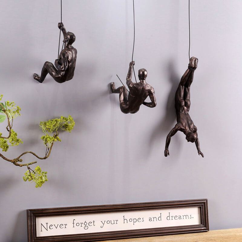 Climbing Figures Wall Decoration – Inspiring Wall Art Made of Resin and Iron