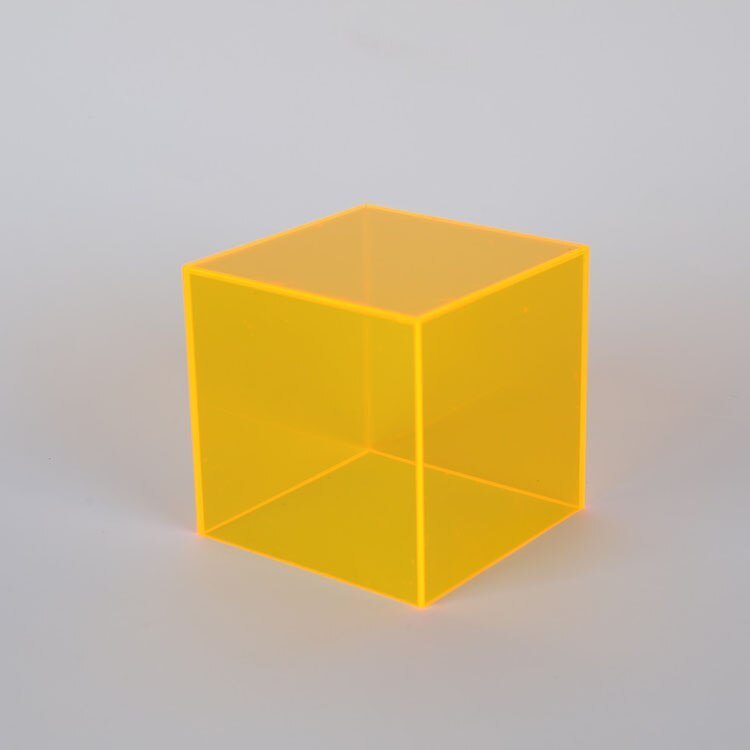 Bunte Acryl-Vitrine für Sammlerstücke und Zubehör – Displaybox