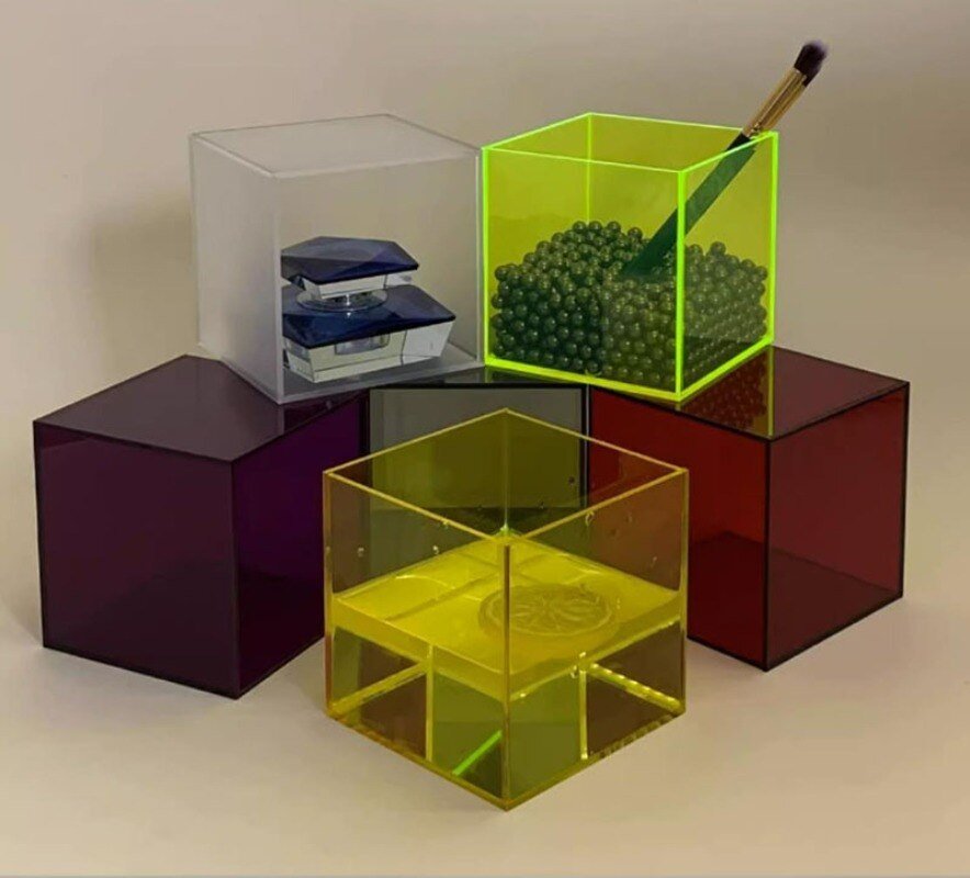 Versatile and Stylish Acrylic Display Box for Collectibles