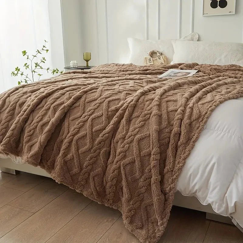 Warmth Provider - Fluffy Fleece Travel Blanket