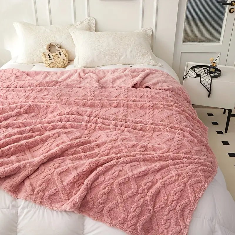 Warmth Provider - Fluffy Fleece Travel Blanket