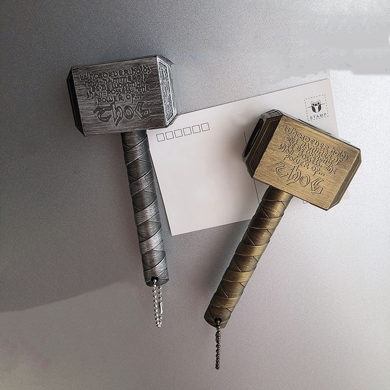 Creative Retro Beer Bottle Opener in Hammer Shape – Corkscrew