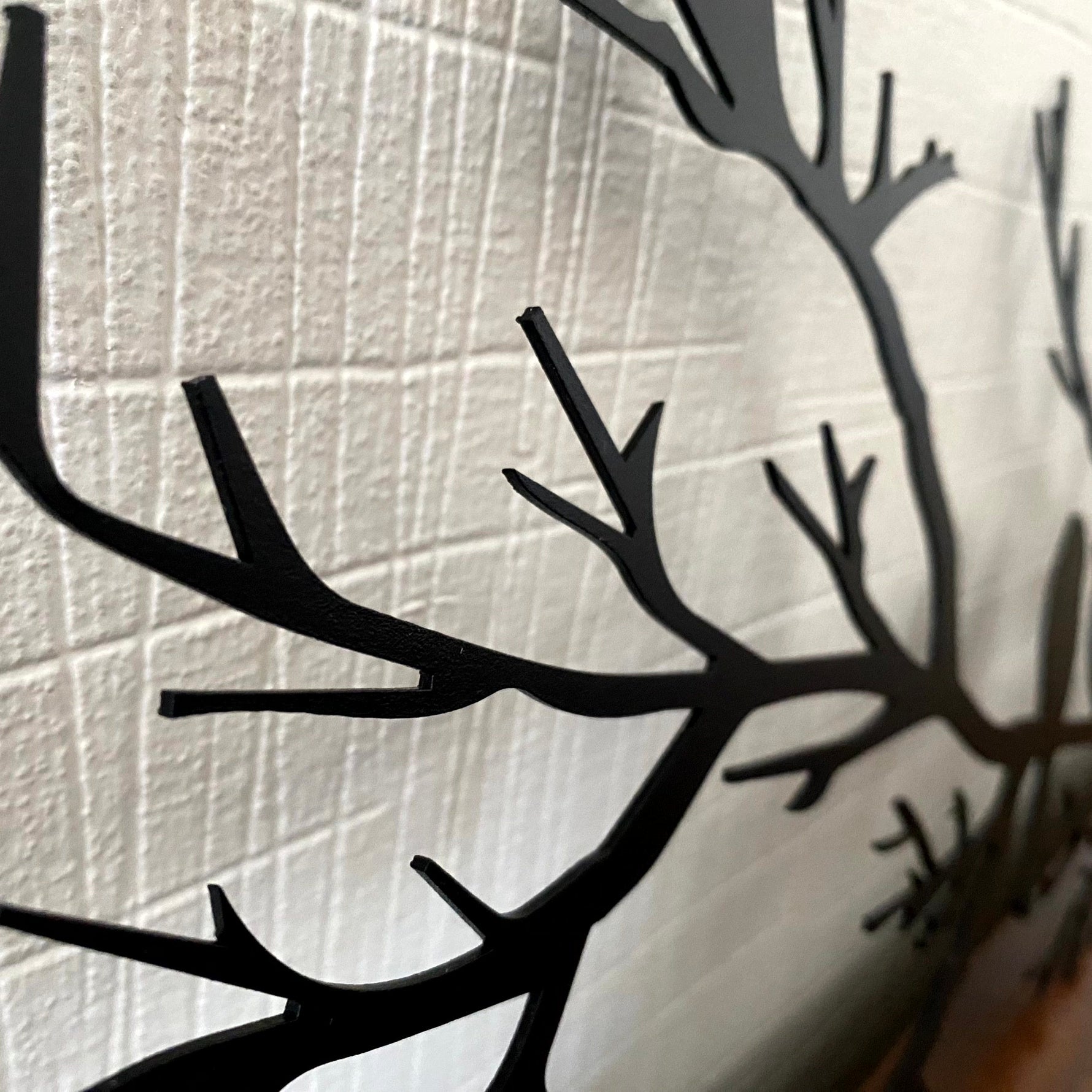 Metal Wall Decoration with Birds on a Branch – Timeless Nature Look
