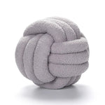 Runder, dekorativer Teddyball aus 100% Wolle – weiches Kissen