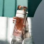 Doppelwandige Glas-Trinkflasche mit Teesieb und Trennbecher