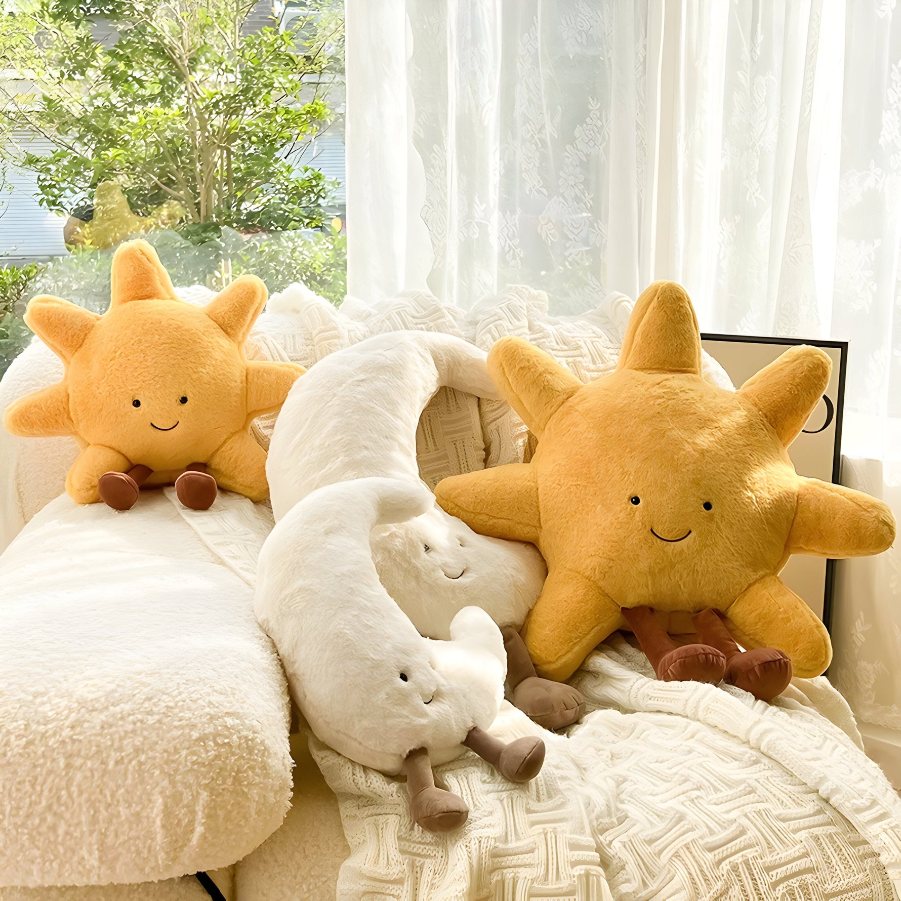 Tatami Cushion with Sun and Moon Design – Soft CloudMoon Cushion