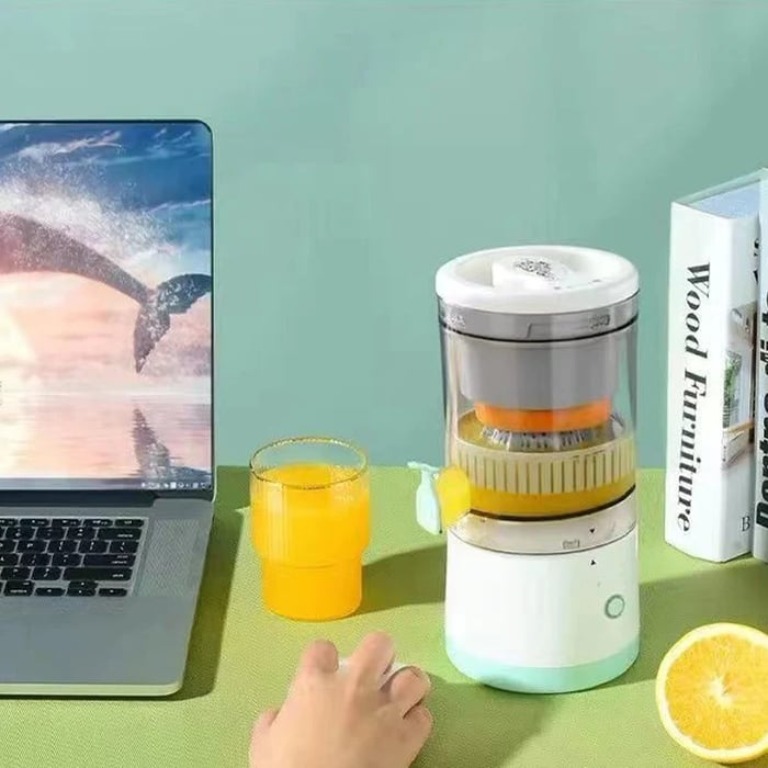 Wireless Juicer for Fresh Drinks Anywhere