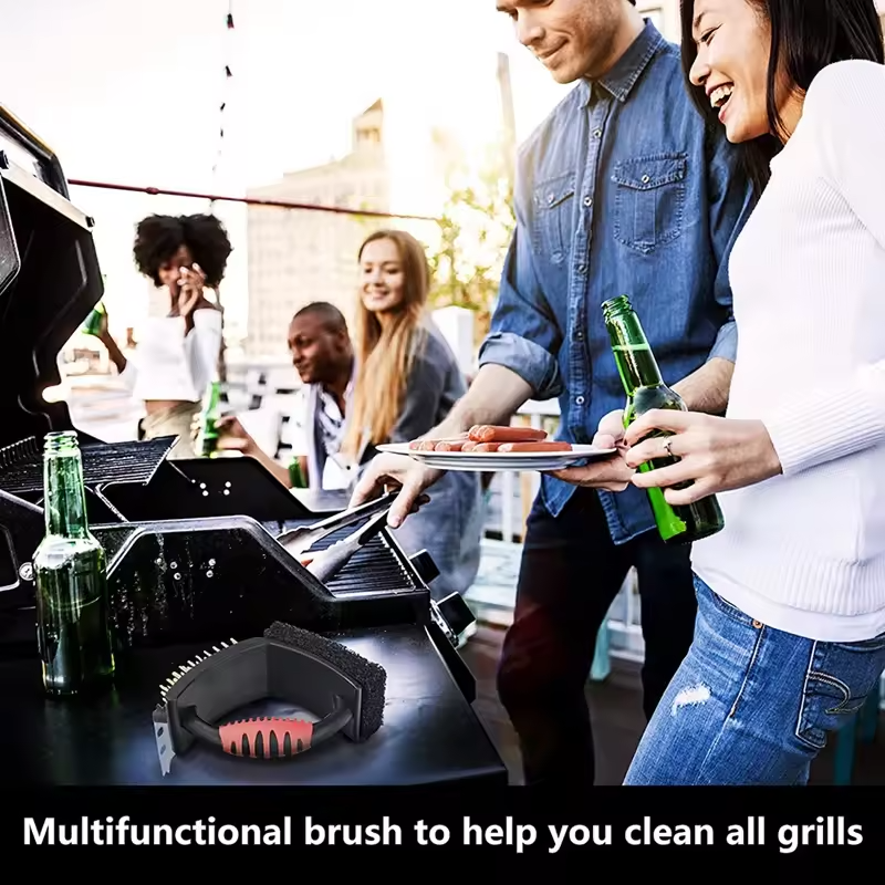 Vielseitige 3-in-1 Grillbürste mit Messingborsten und Schaber