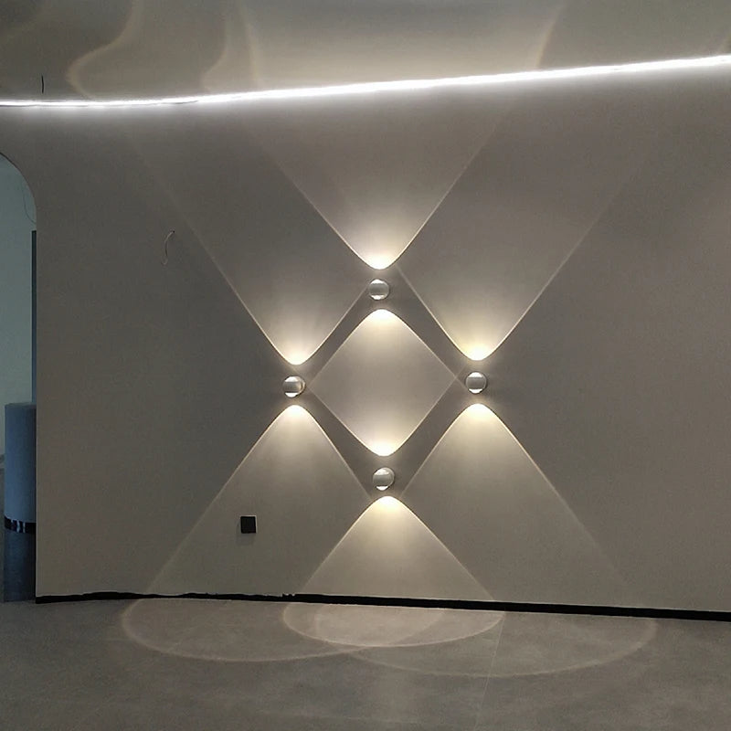 Elegante Runde LED Wandleuchte – Effiziente Innenbeleuchtung