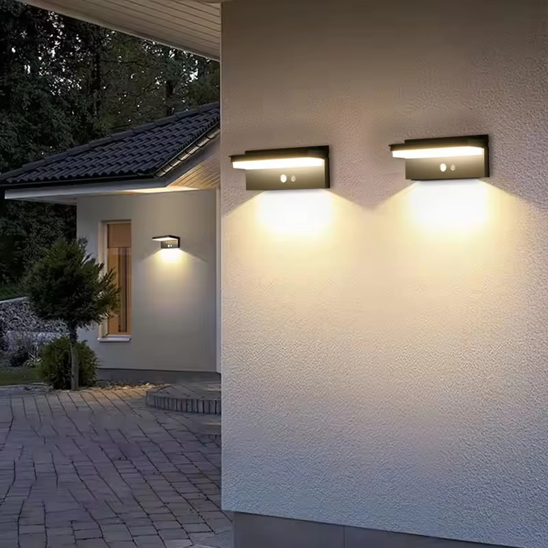 Solar-powered LED Wall Light with Sensor - Weatherproof Outdoor Lighting for Garden and Patio
