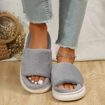 Comfortable fur slippers