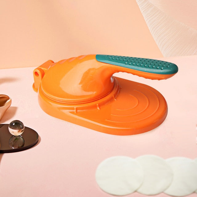Manual Dough Pressing Tool for Dumplings – DIY Dumpling Mold