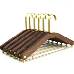 NobleWood – Elegant Wooden Hangers for Stylish Wardrobes (3 pieces)
