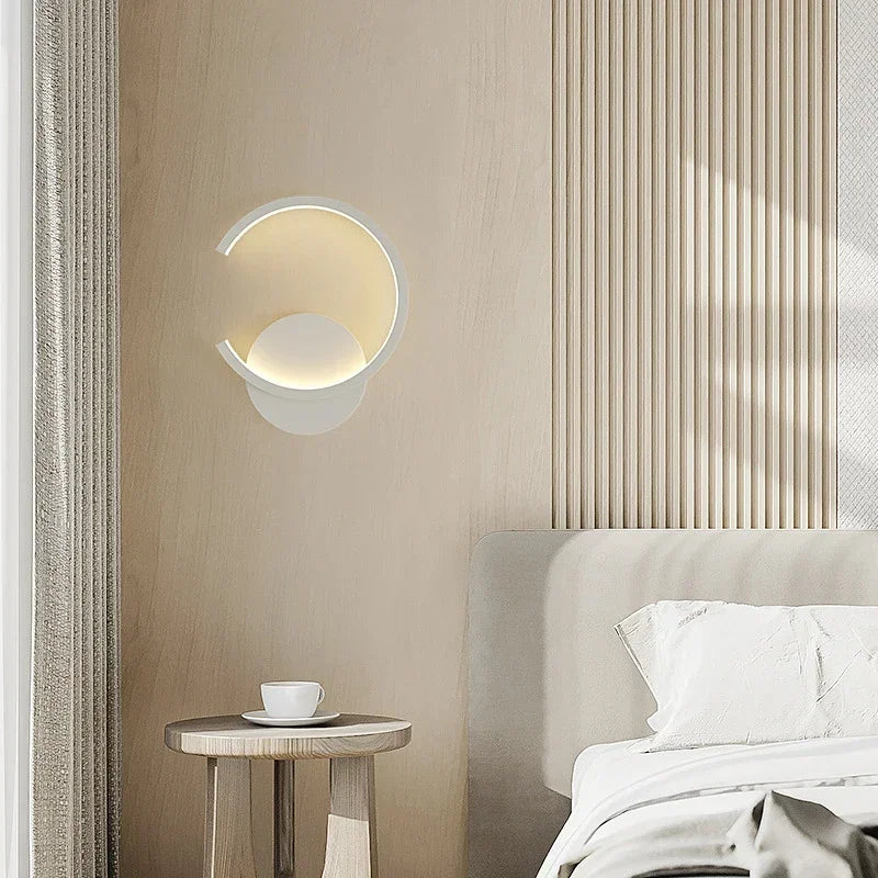 Elegant C-Design LED Wall Light | Minimalist Lighting for Your Home