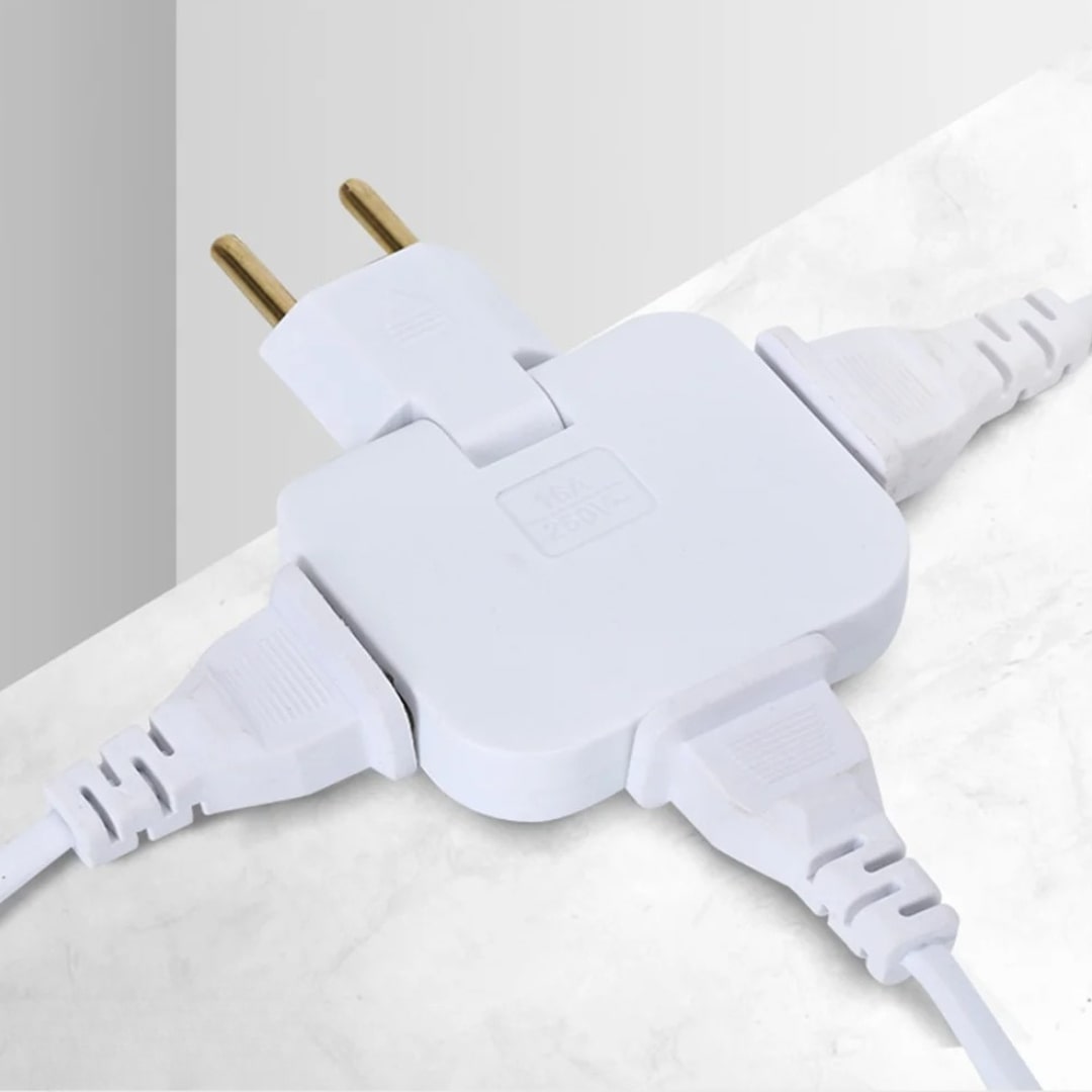 FlexiPlug: Ultradünner Dreifach-Steckeradapter für mehr Platz
