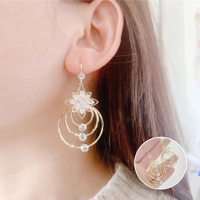Drei-Ringe Ohrringe mit Kristall-Lotus