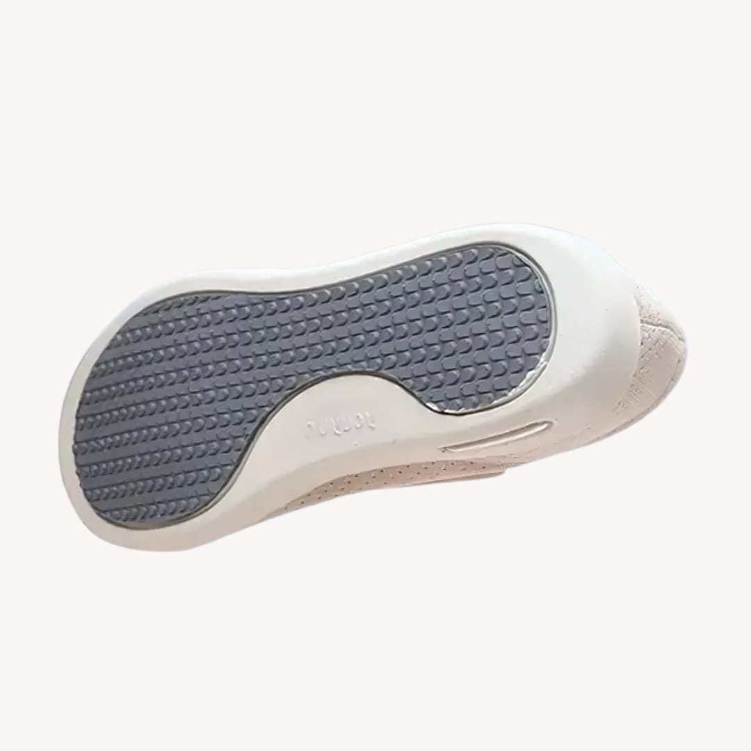 Komfortable orthopädische Schuhe für empfindliche Füße