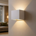 Elegante kabellose Wandlampe mit Sensor und aufladbarem Akku für stilvolle Räume