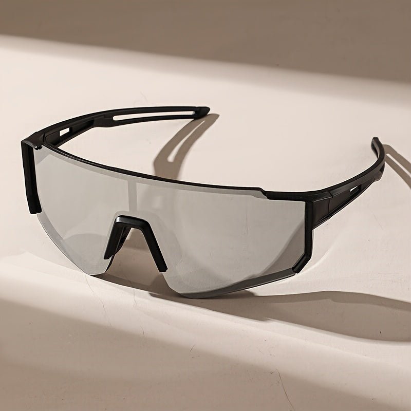 Aktive Sonnenbrille mit UV-Schutz für Sportbegeisterte