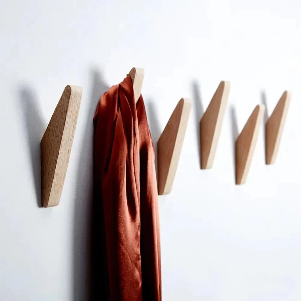 Stylish Wooden Wall Coat Rack - Space-Saving Design for Your Home