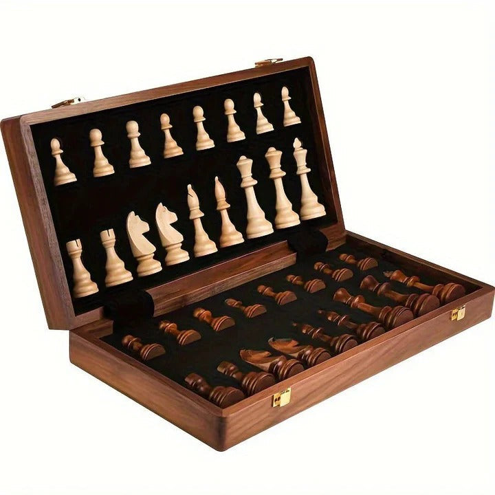 Wooden Chess Set – Classic Design Crafted from Fine Wood