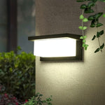 Elegante LED Außenleuchte mit Wandmontage