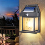 Zwei Solar-Wandlampen für die Außenbeleuchtung