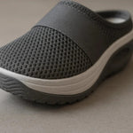 Comfortable slippers for all-day wear