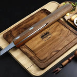 Elegantes Steakmesser-Set mit Holzgriffen und gezahnten Klingen