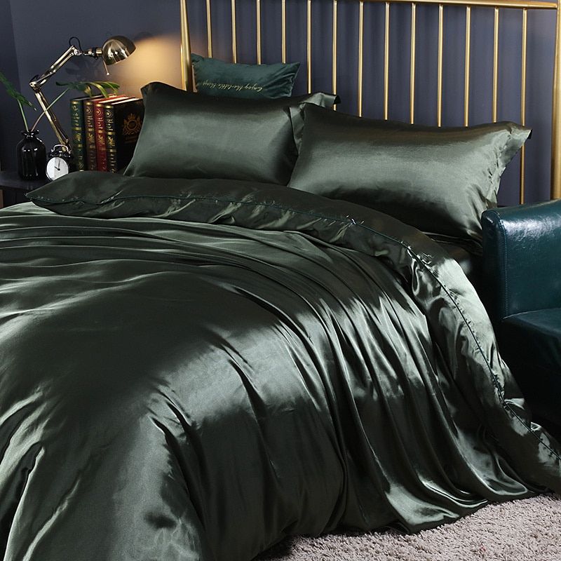Luxurious 4-Piece Silk Bedding Set for Restful Nights