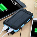 Solarbetriebene Powerbank mit 30.000mAh für unterwegs