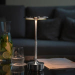 Kabellose Tischlampe mit 4-stufiger Touchsteuerung