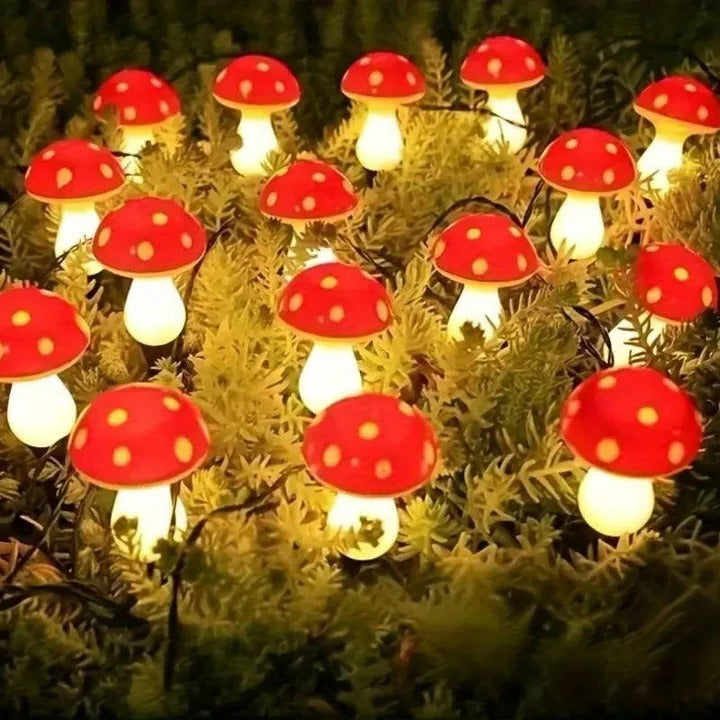Solarbetriebene LED-Pilzlichter für den Garten mit Erdspießen