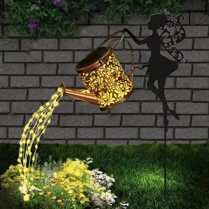 Solarbetriebene Gartenleuchte mit Metallrahmen und LED