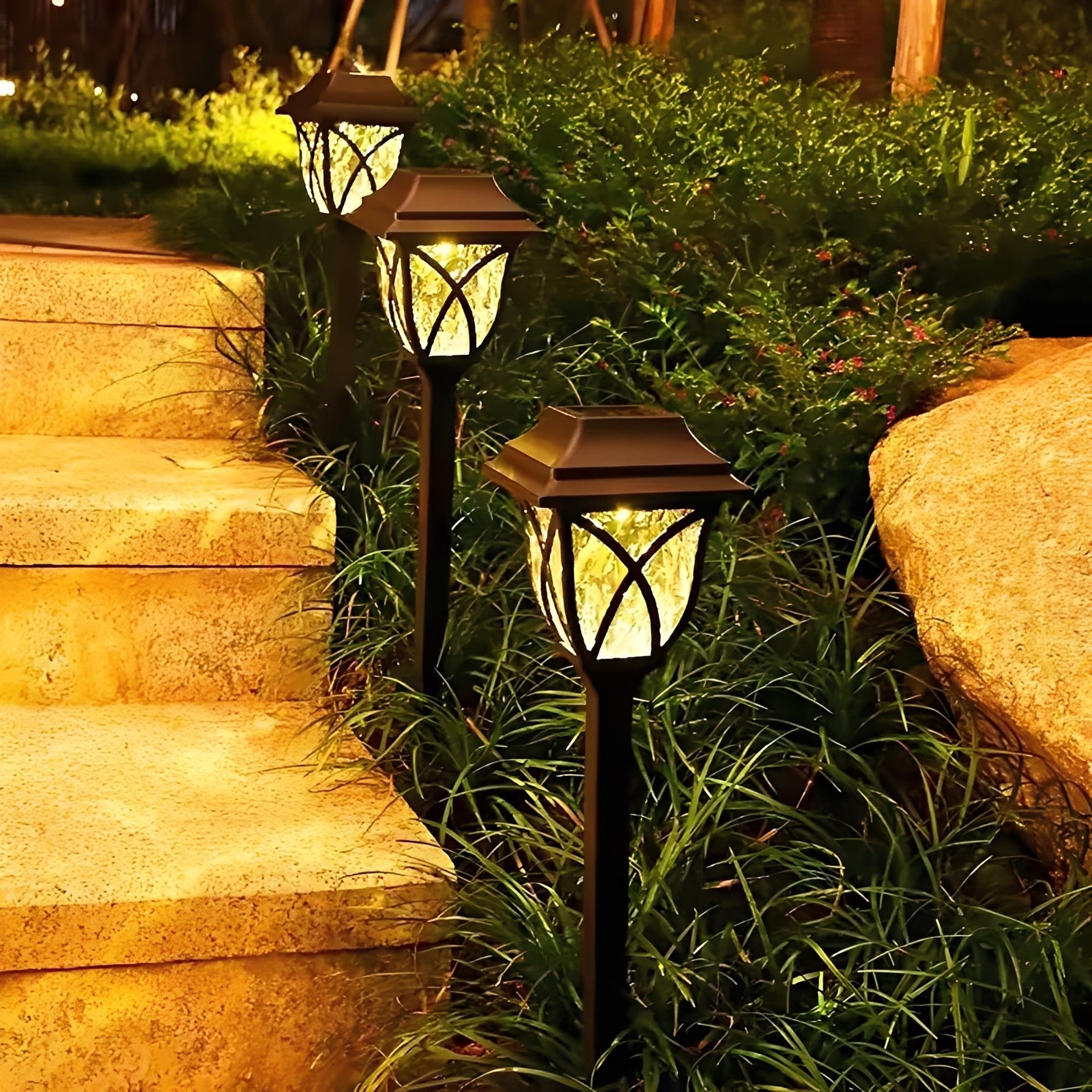 Solar-powered LED Garden Lights, Set of 2