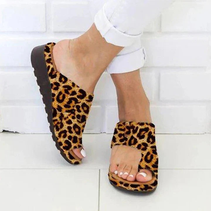 Comfortable slipper sandals with PU leather upper