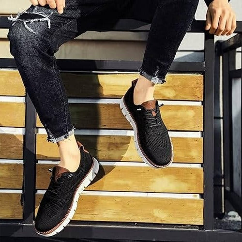 Comfortable leisure shoes with a wide toe box and knitted upper