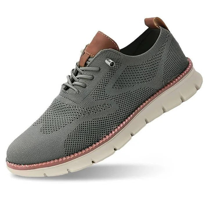 Comfortable leisure shoes with a wide toe box and knitted upper