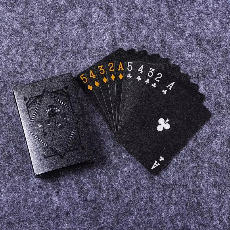 Elegantes Spielkarten-Set in Schwarz und Gold für jeden Anlass