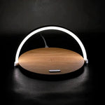 Moderne Tischlampe mit Drahtloser Ladefunktion für Smartphones