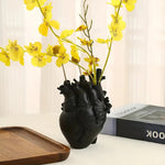 Heart-shaped vase made of bamboo and wood for special occasions