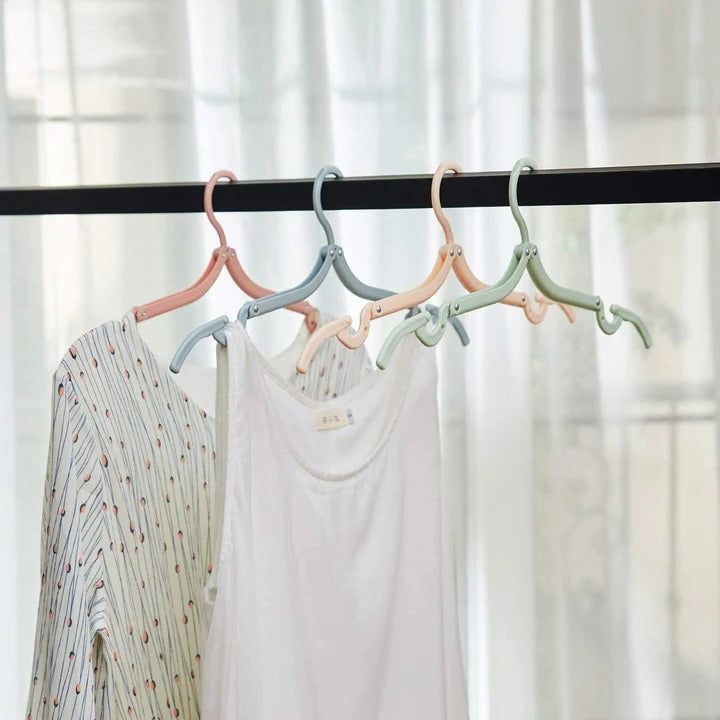 Compact Foldable Travel Hanger