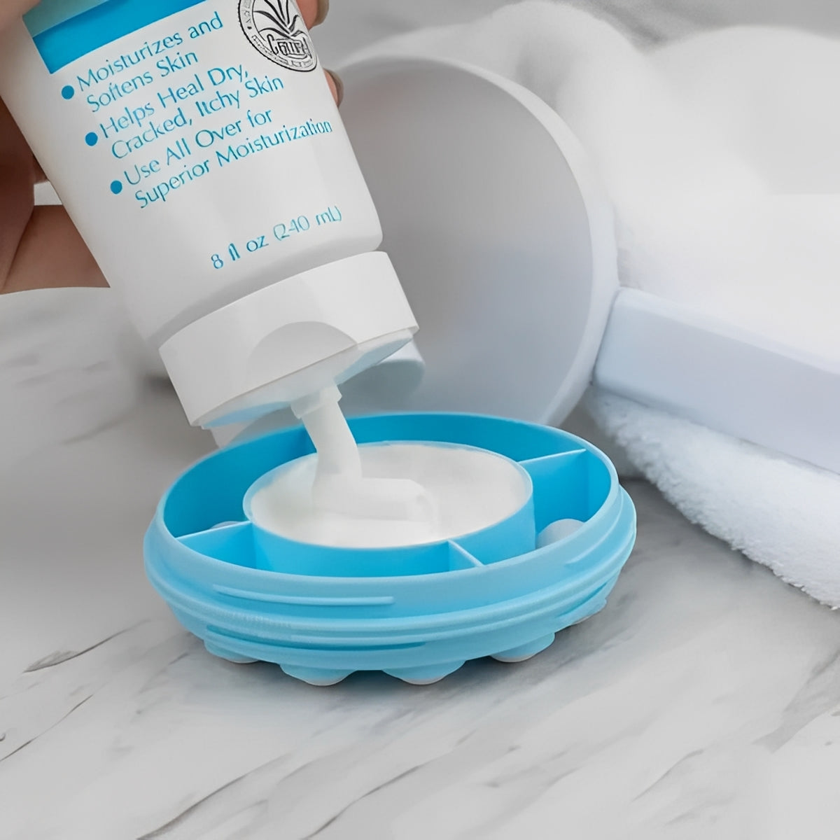 Langer Lotionapplikator mit Rollkopf für mühelose Anwendung