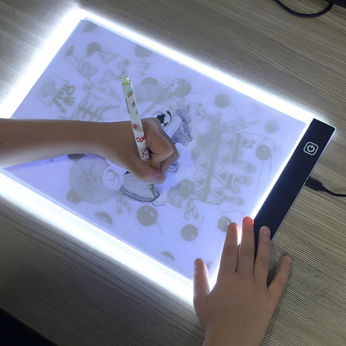 LED Zeichenpad mit Flexibler Helligkeitsanpassung für Kreatives Arbeiten