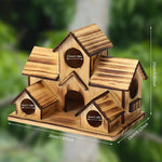 Elegantes Holzvogelhaus mit dekorativem Design für den Garten